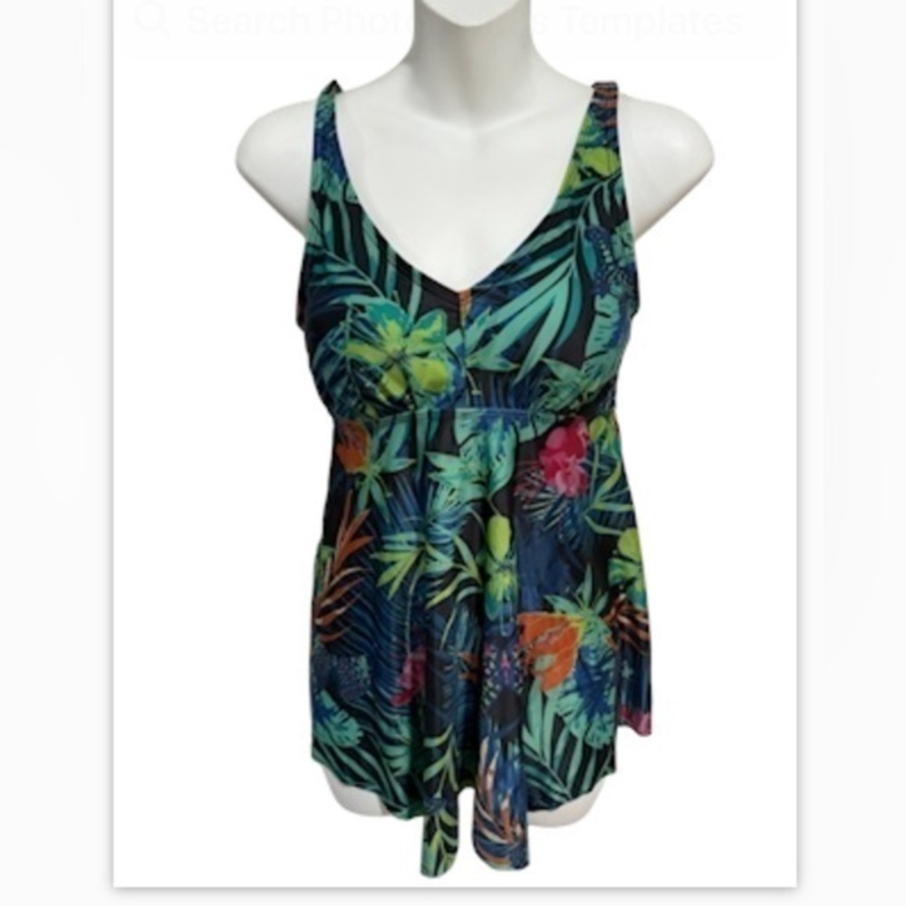 AOLRO woman’s tropical print tankini swim top size small